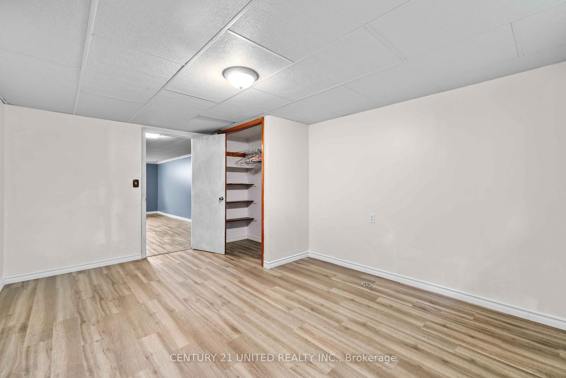 1247 Mann Road photo 27