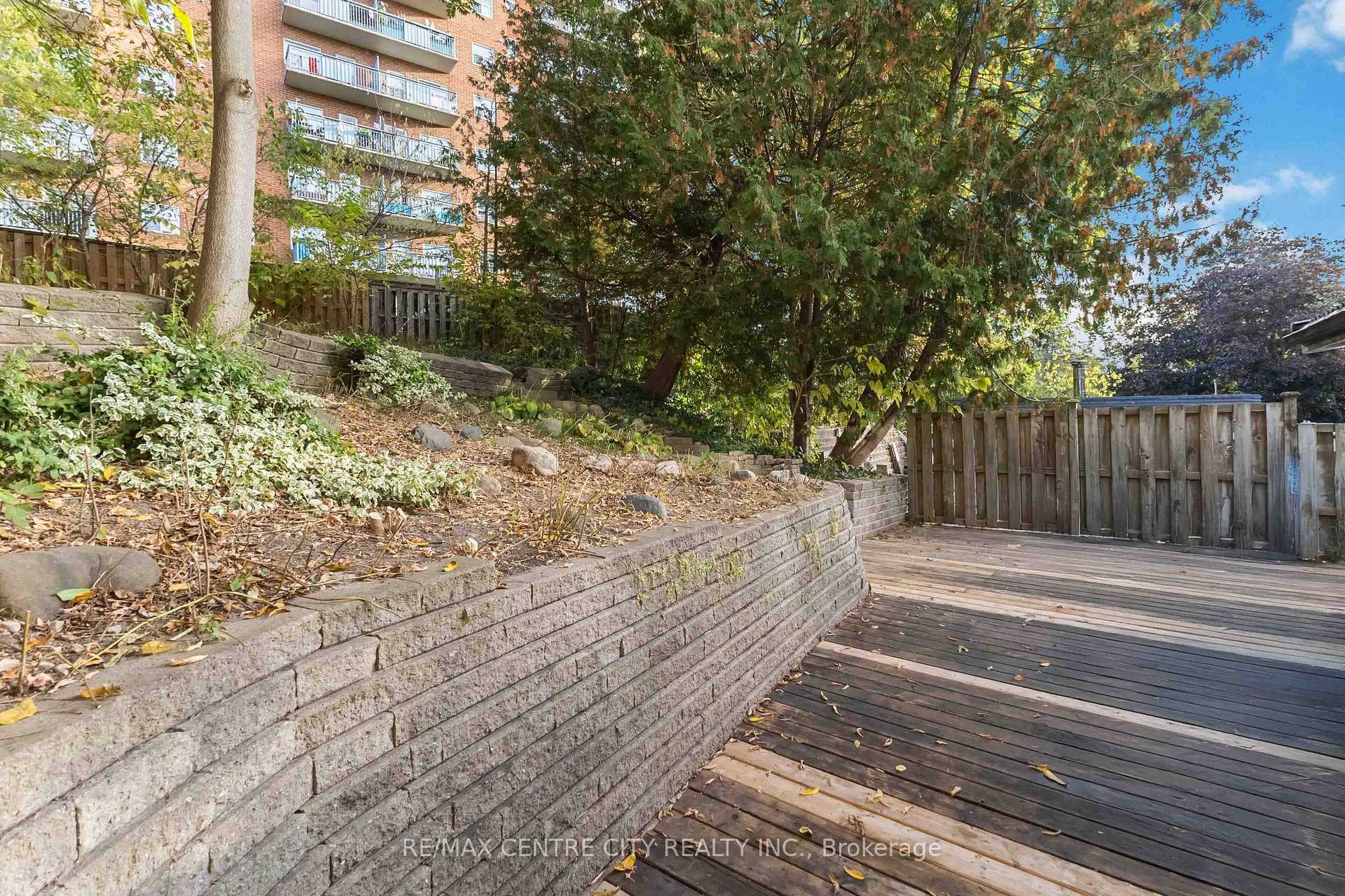 97 Walnut Street photo 36