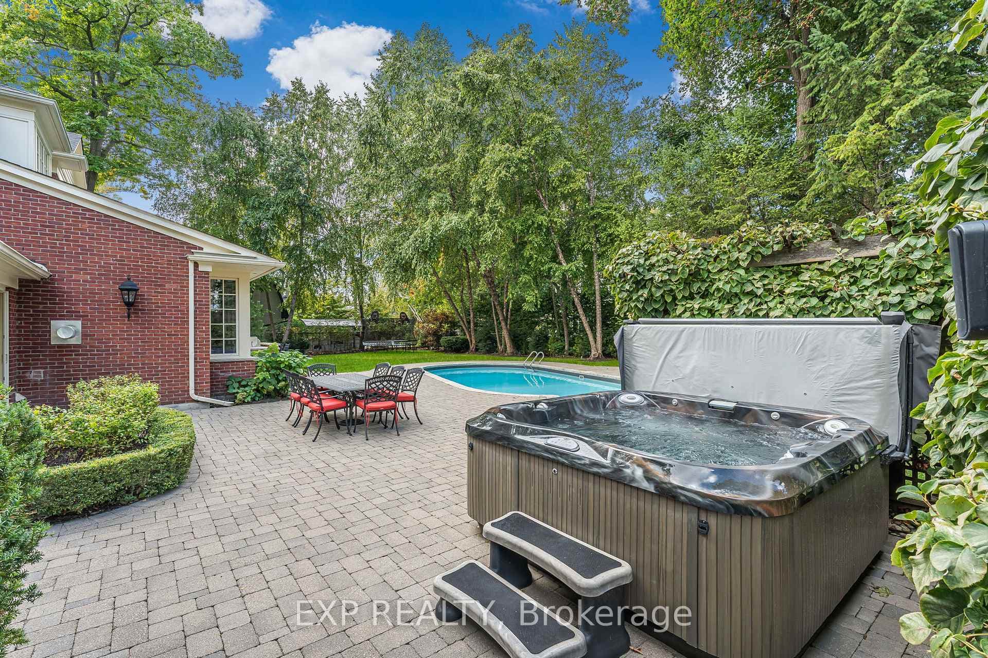 11 Birch Hill Lane photo 45