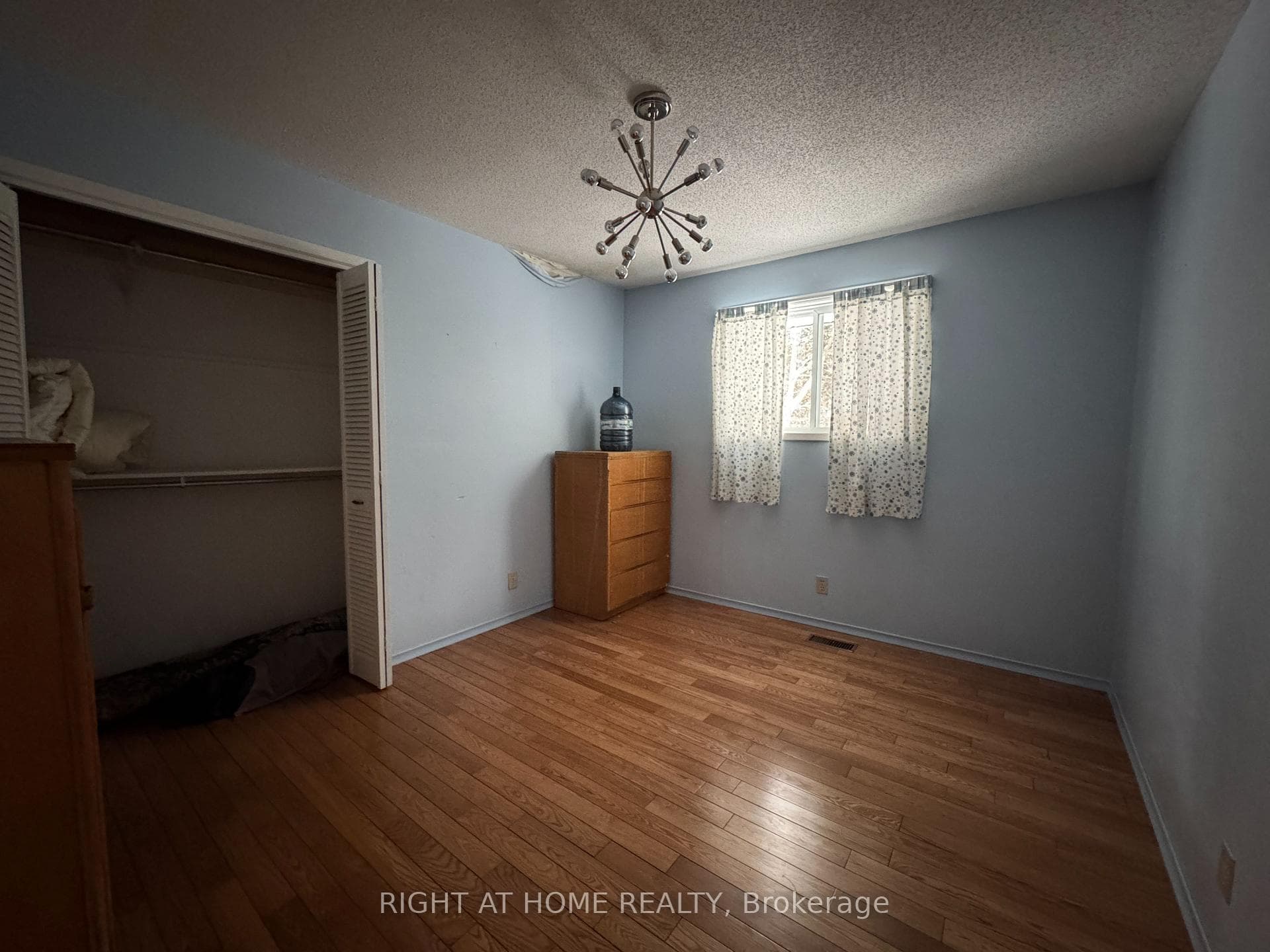 67 Bridgedale Crescent photo 20
