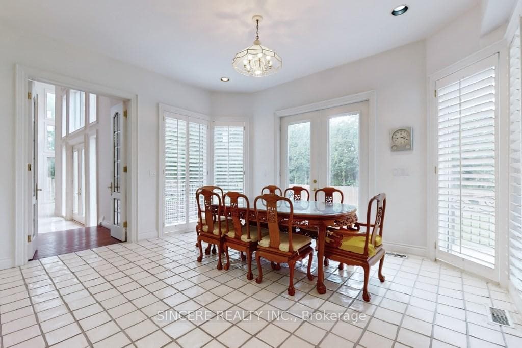 6 Huckleberry Lane photo 19