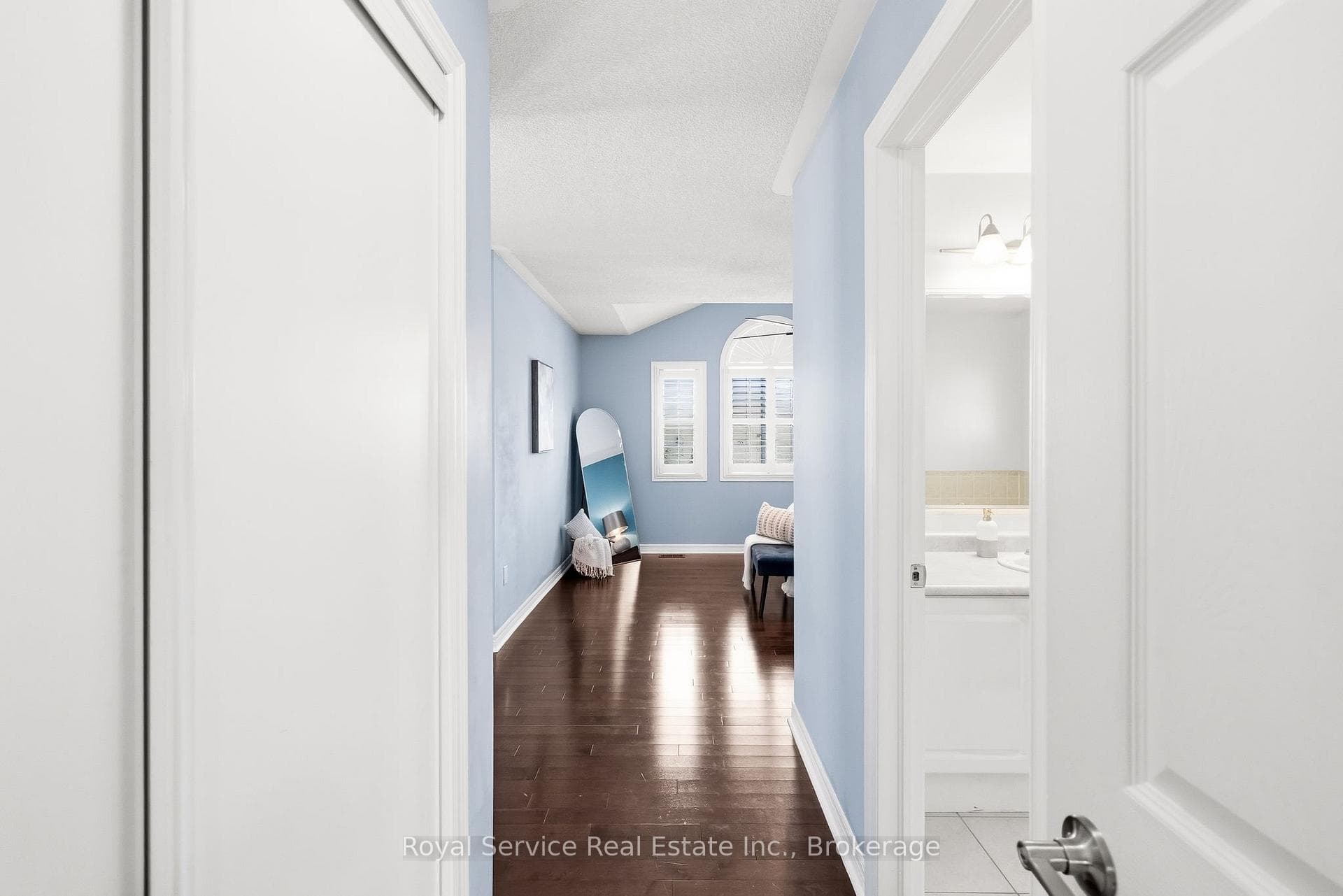 101 Rich Crescent photo 23