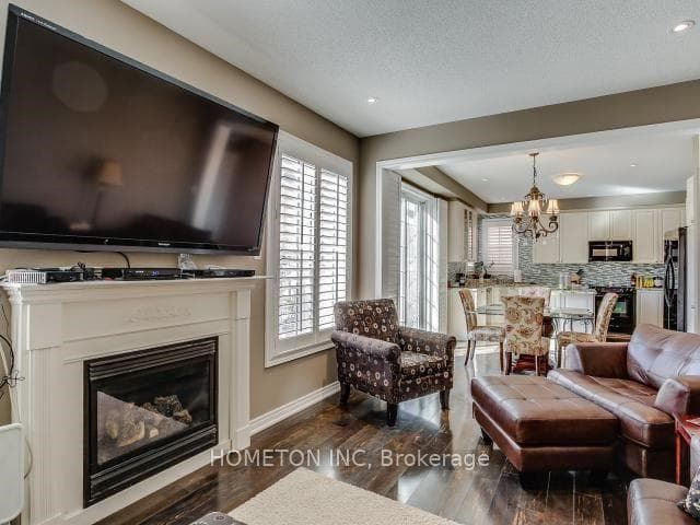 99 Joshua Boulevard photo 4
