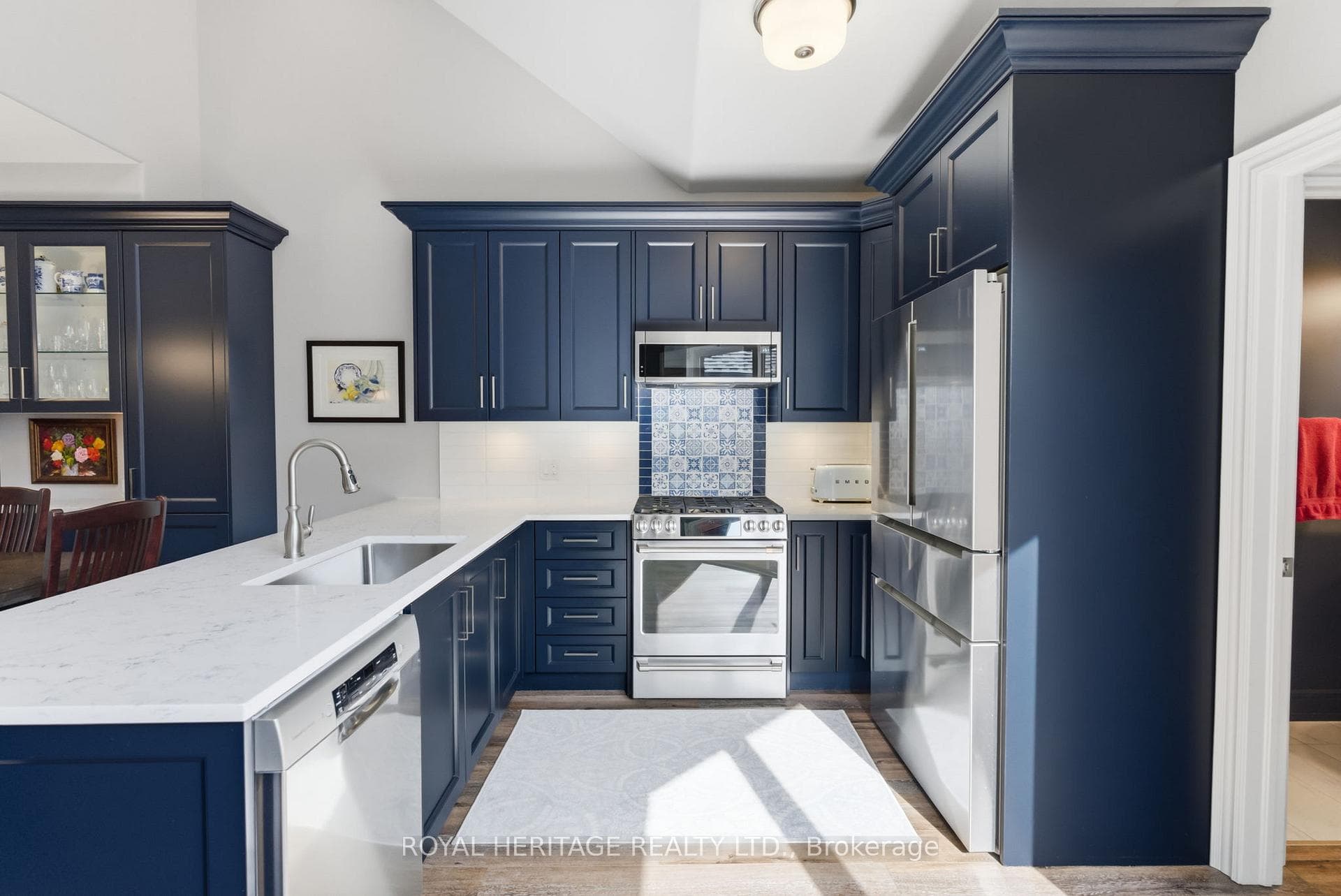 245 Strachan Street photo 16