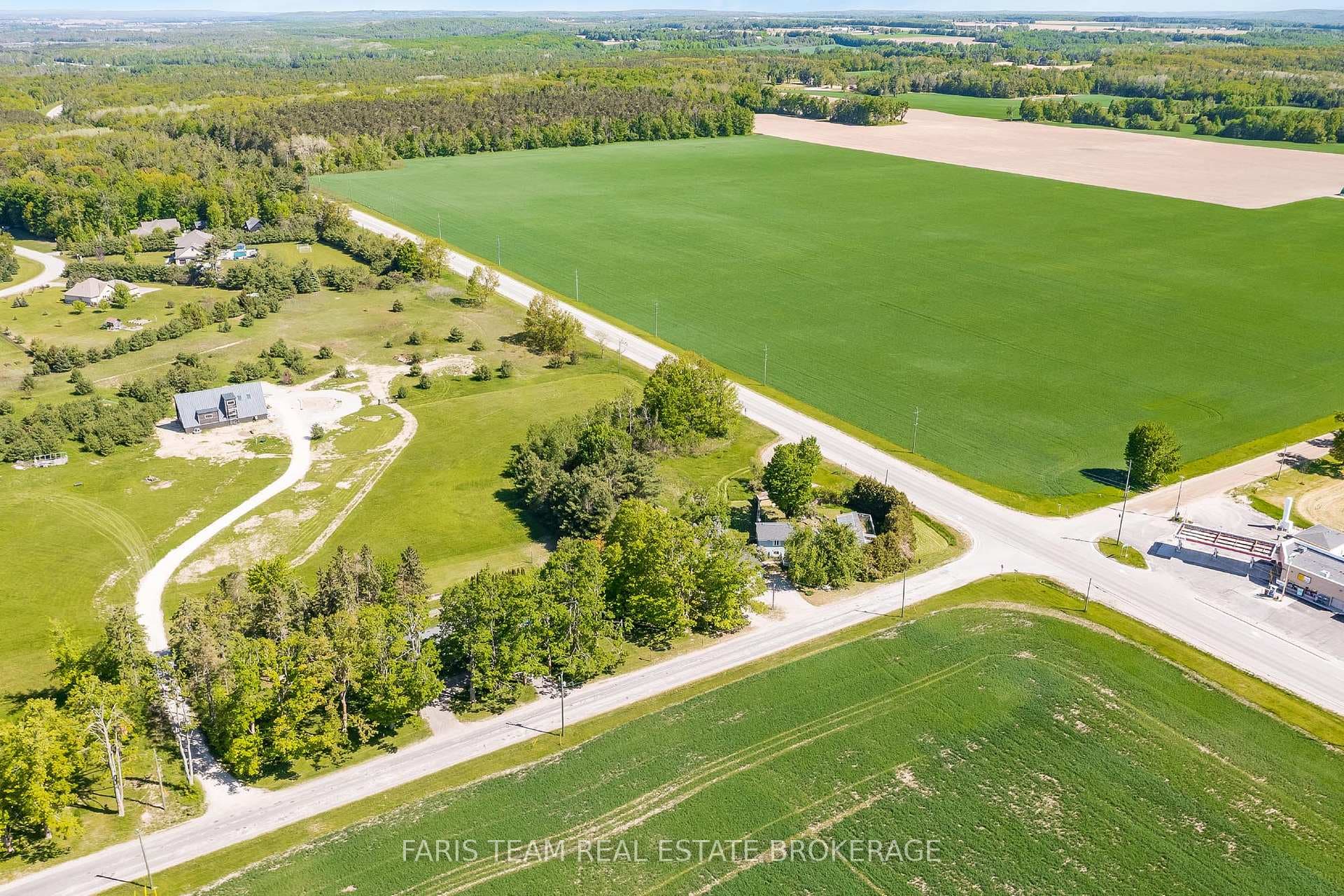 1008 Rainbow Valley Road photo 11