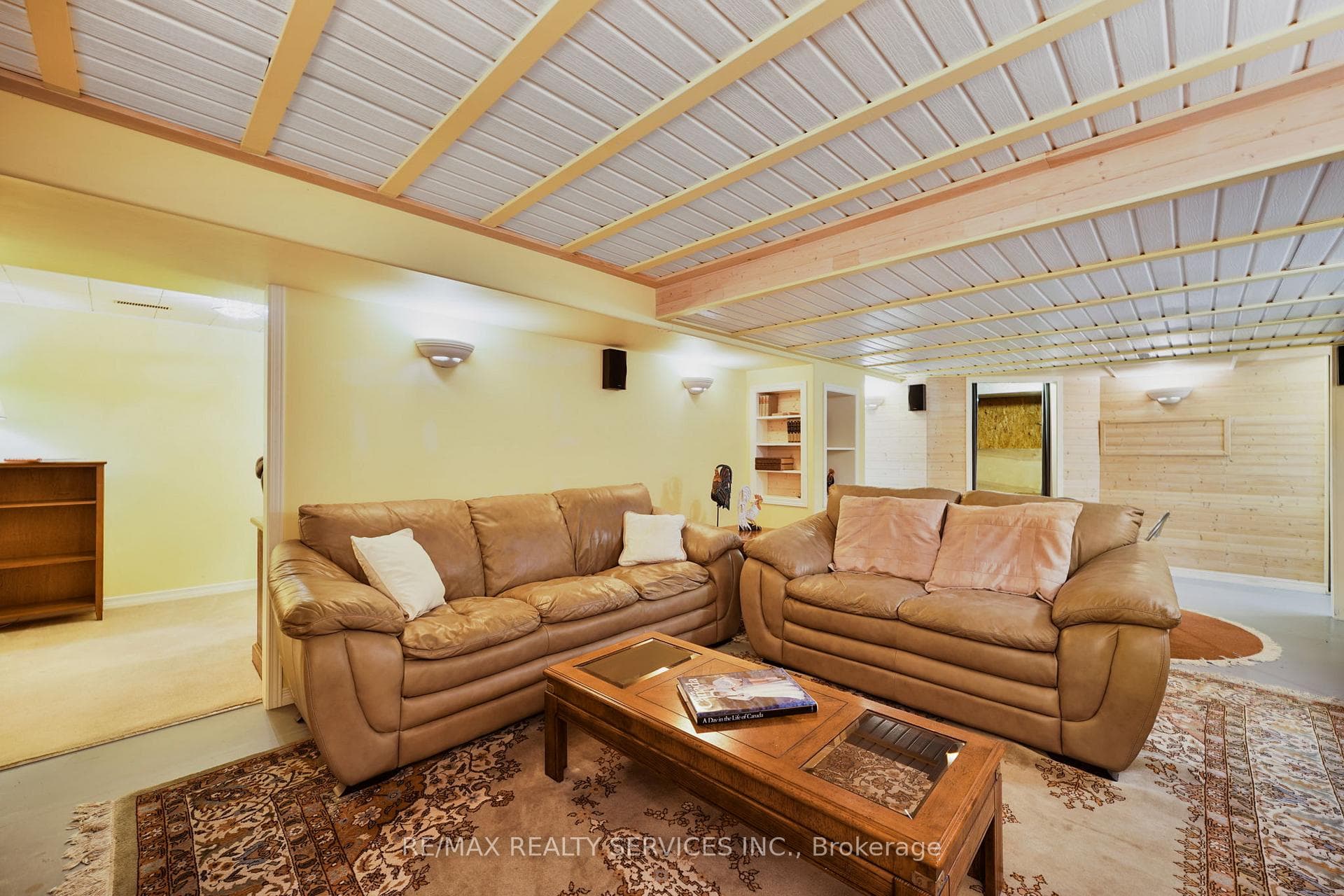 12 Pinetree Court photo 23