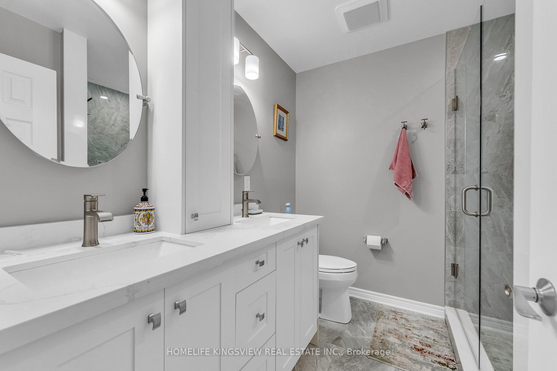 66 Waterbury Street photo 27