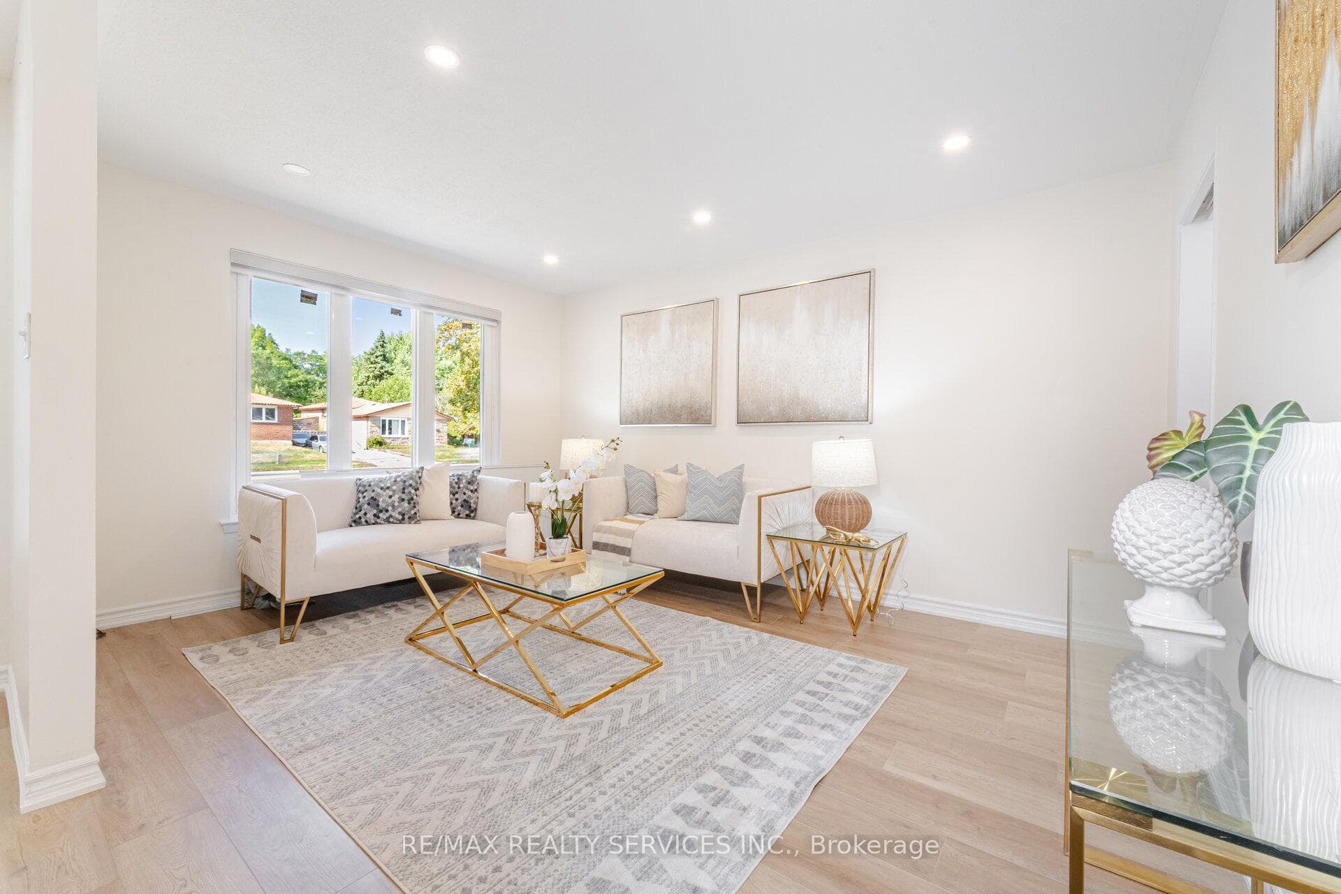 139 Rutherford Road photo 3