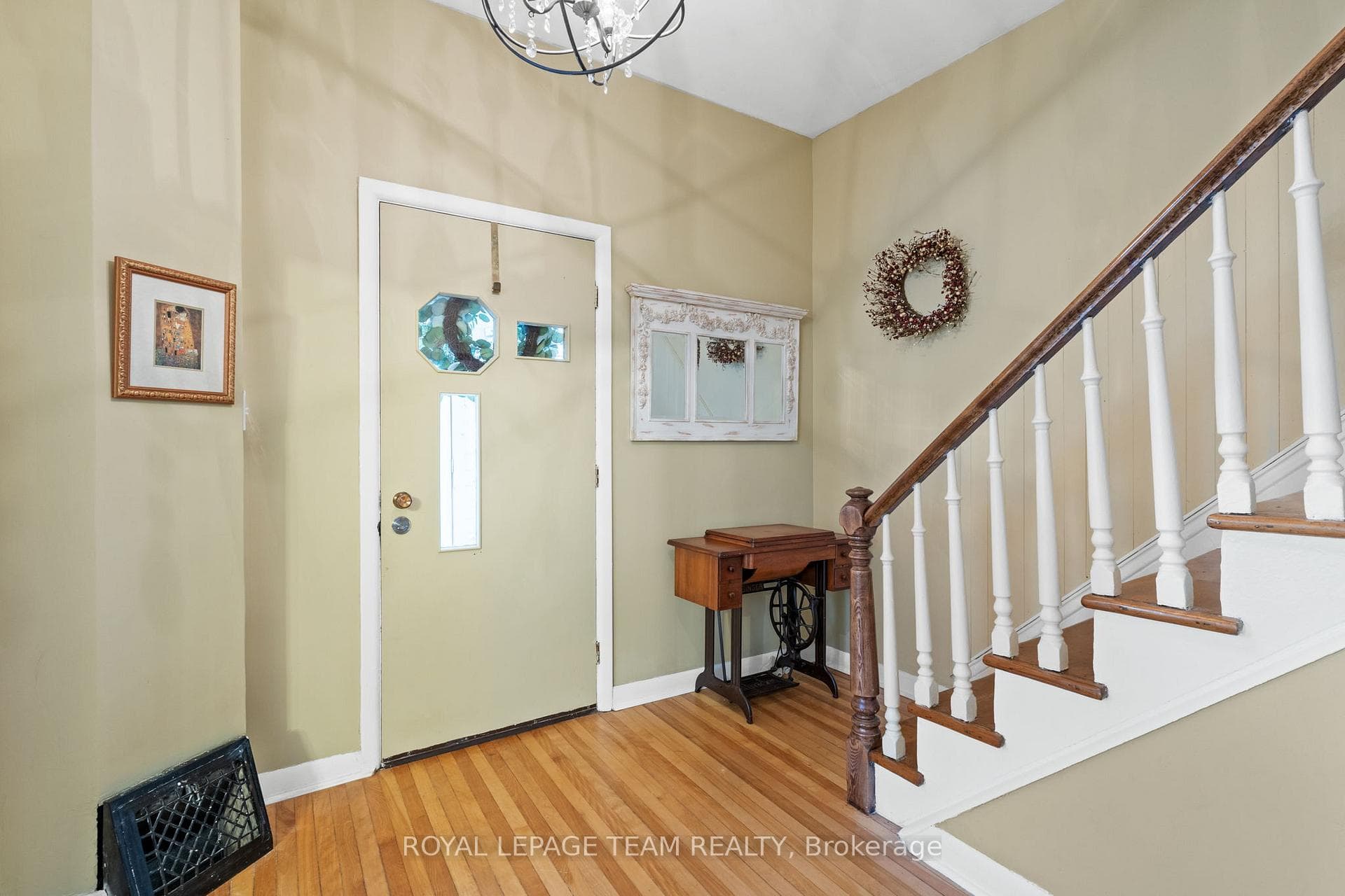 82 Lake Avenue photo 5