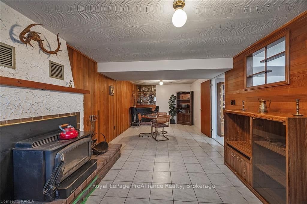 69 OLD OAK Road photo 31