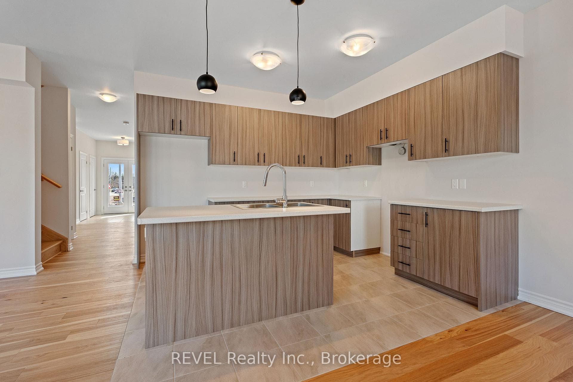 369 Gordon Avenue photo 9