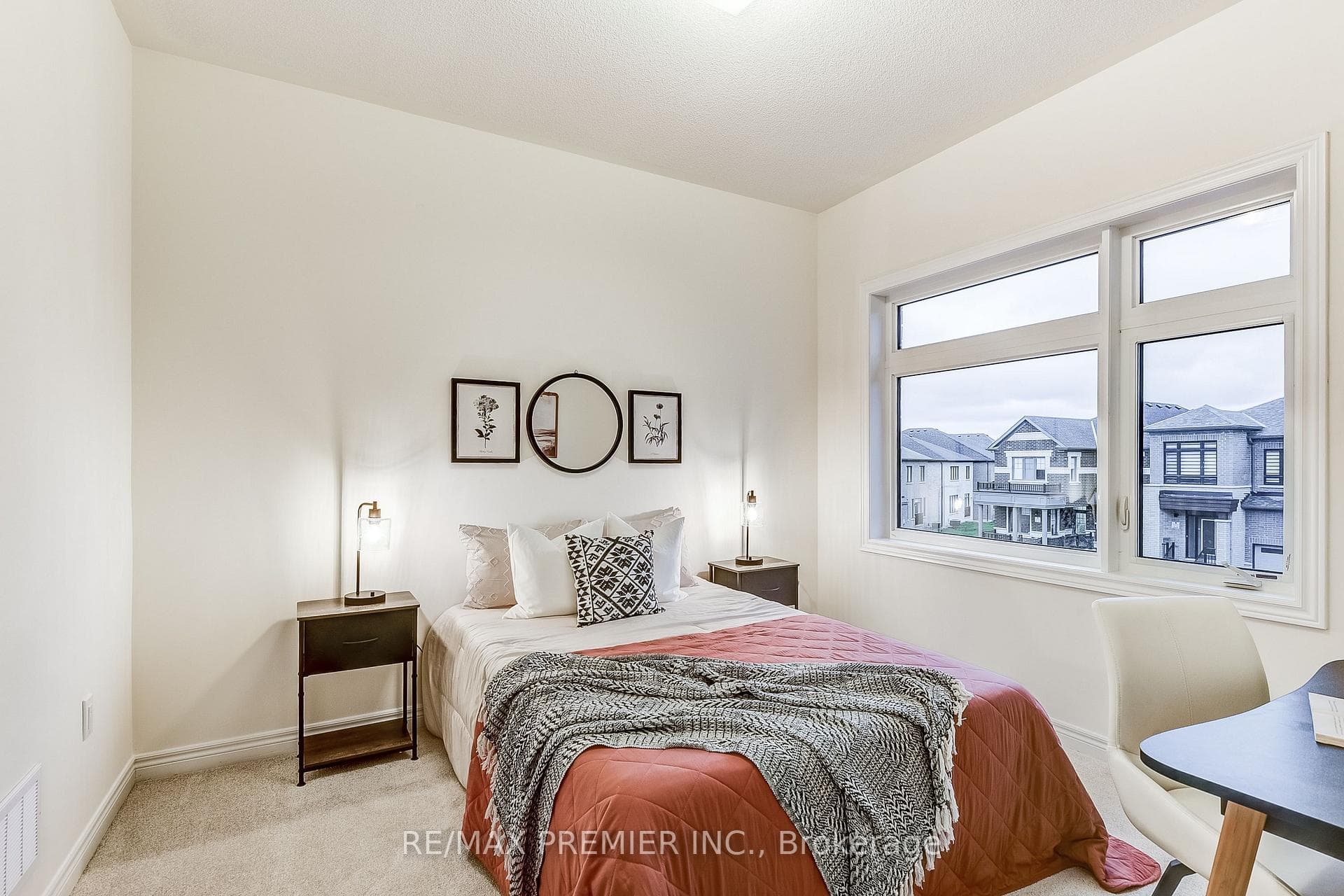 115 Armilia Place photo 19