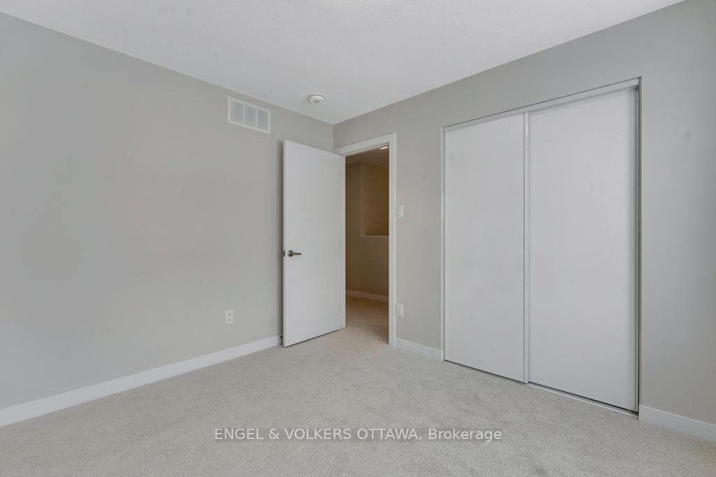 680 Expansion Road photo 25