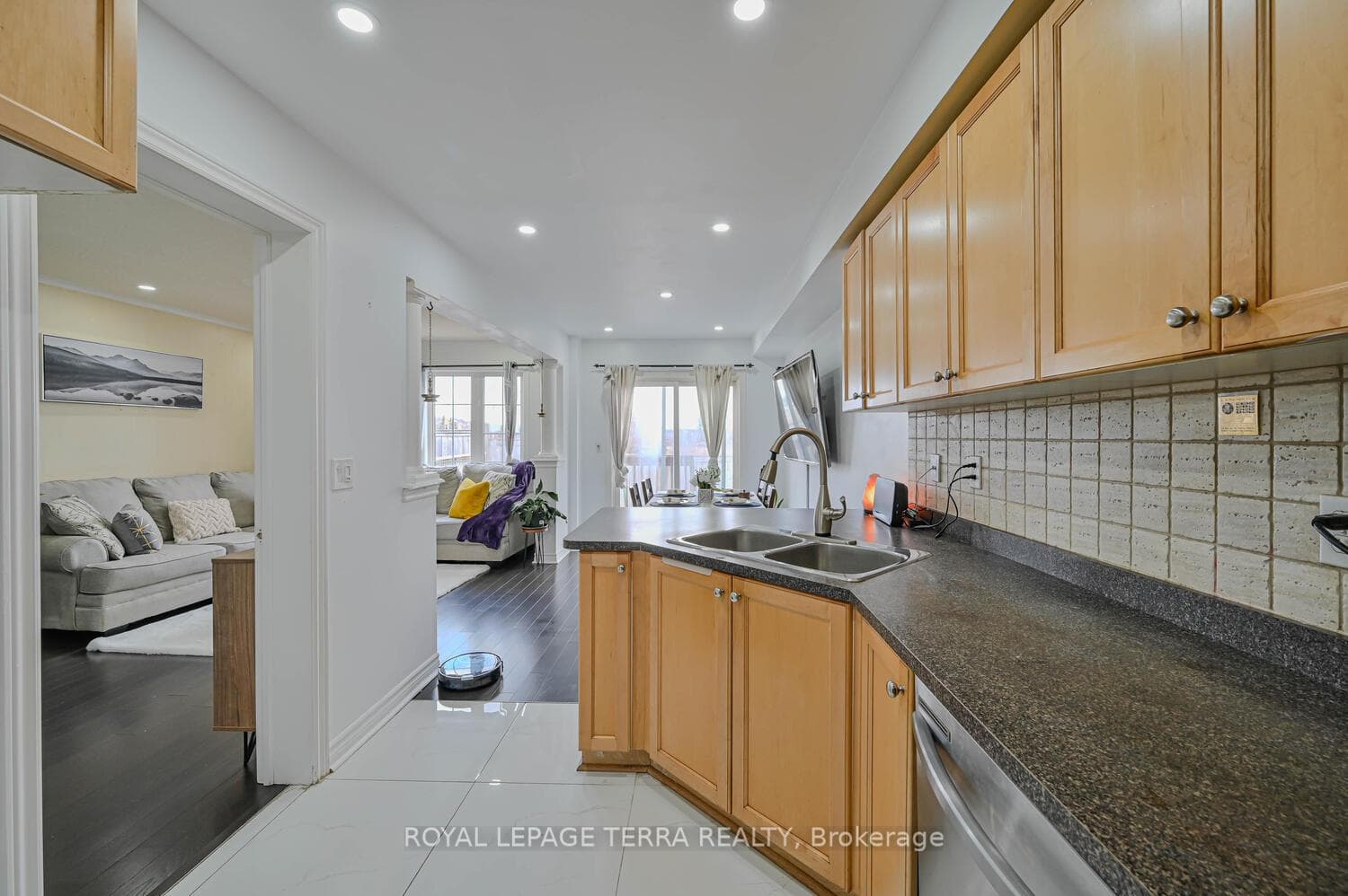 21 Eastview Gate Unit 26 photo 20