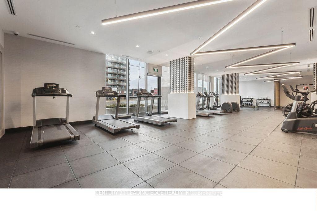 2545 Simcoe Street Unit 2203 photo 15