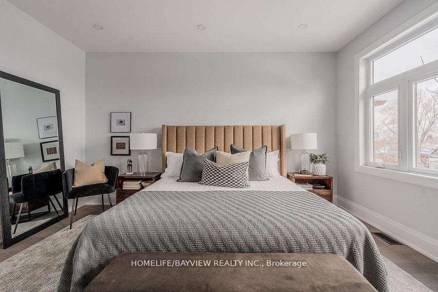 75 Holmstead Avenue photo 12