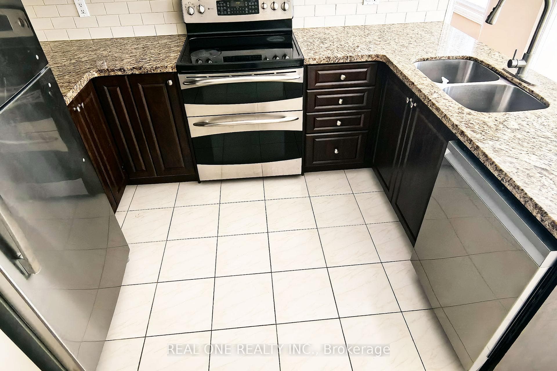 29 Hemlock Drive photo 12