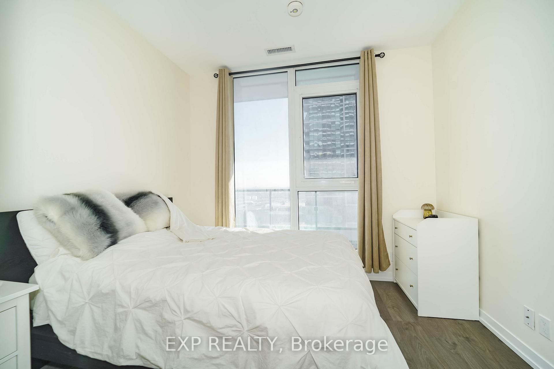 950 Portage Parkway Unit 2503 photo 24