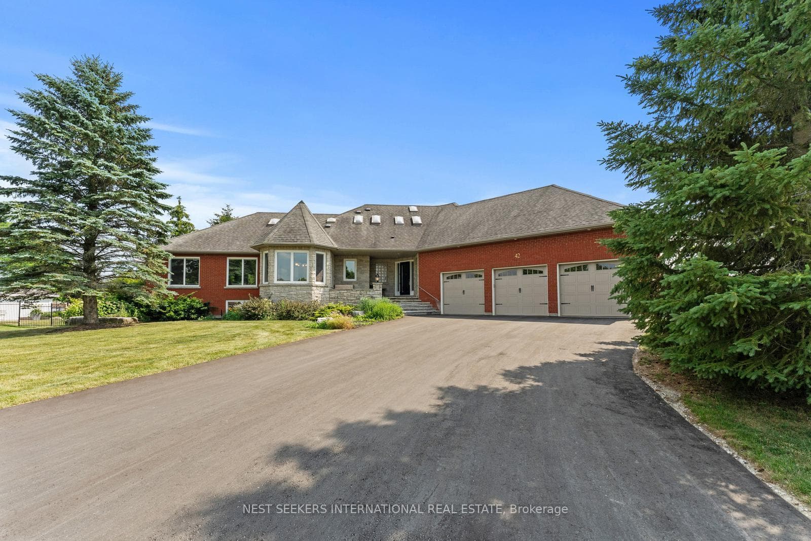 42 Witherspoon Way photo 25