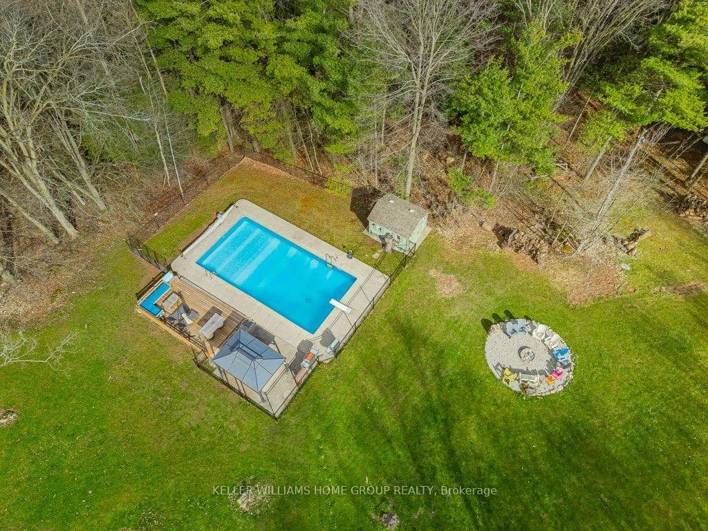 4098 Darkwood Road photo 22