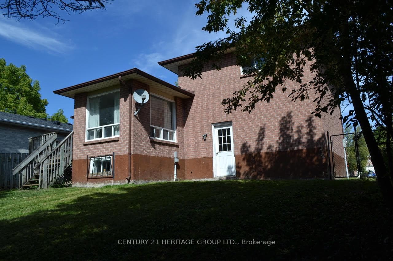 10 Hawkins Street photo 32