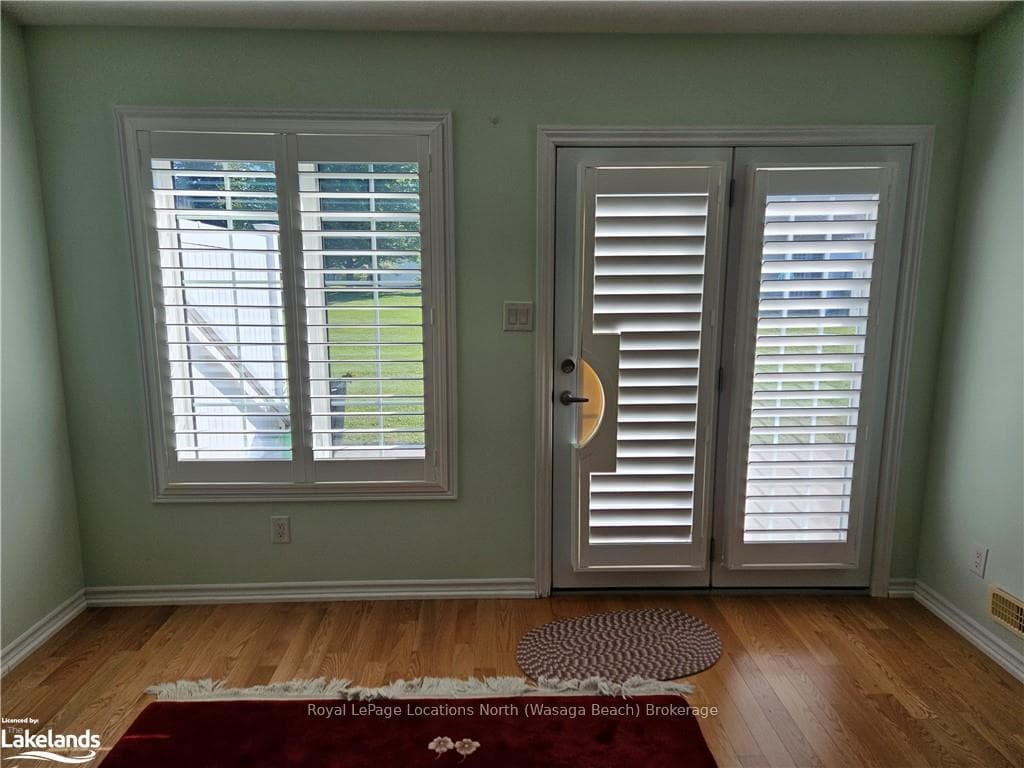 144 MEADOW Lane photo 14