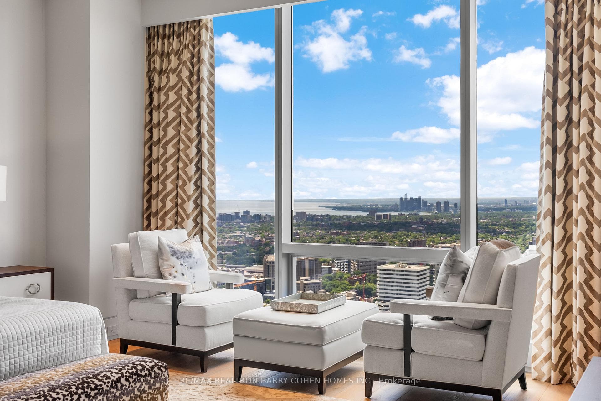 50 Yorkville Avenue Unit 4501 photo 21