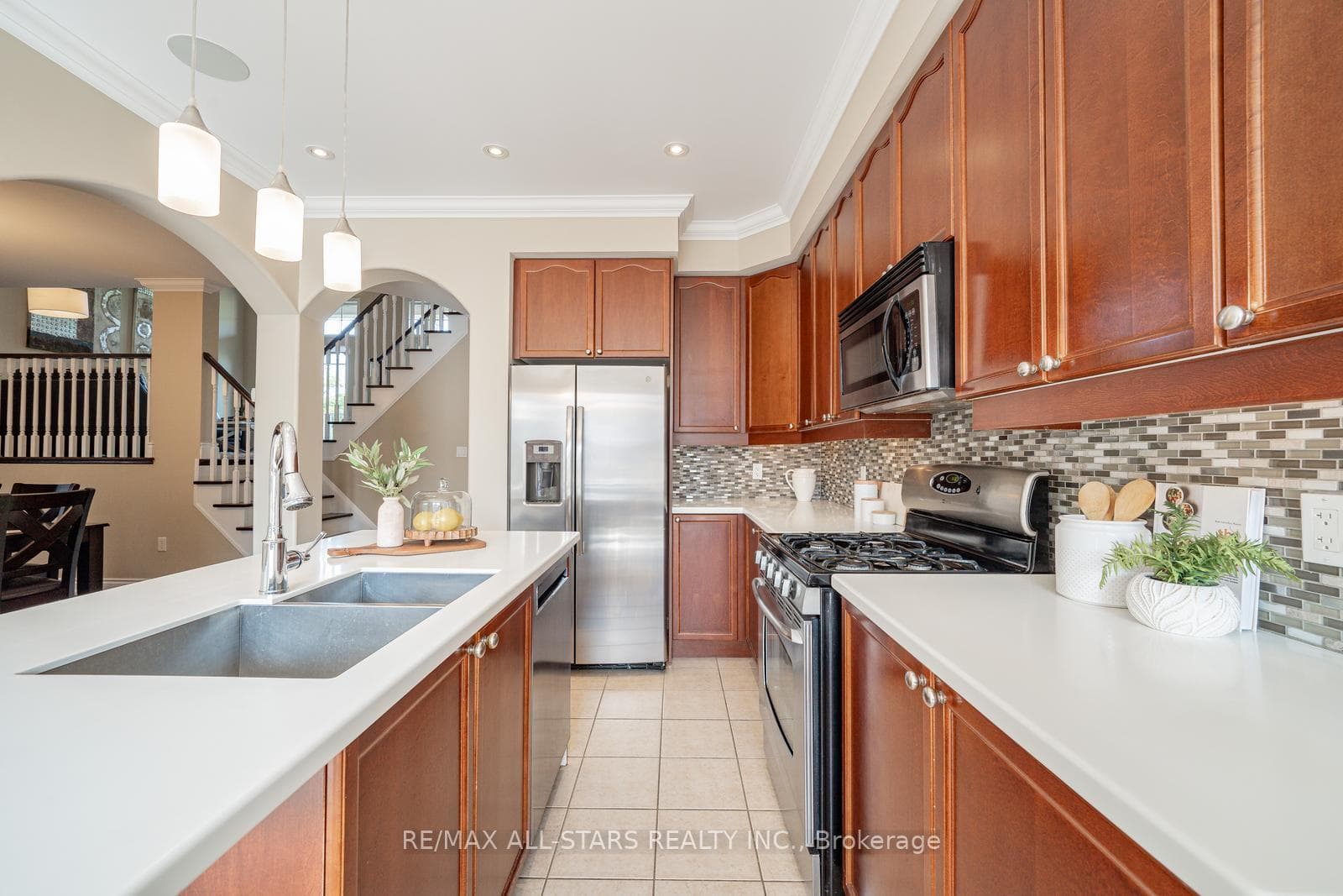 110 Ina Lane photo 10