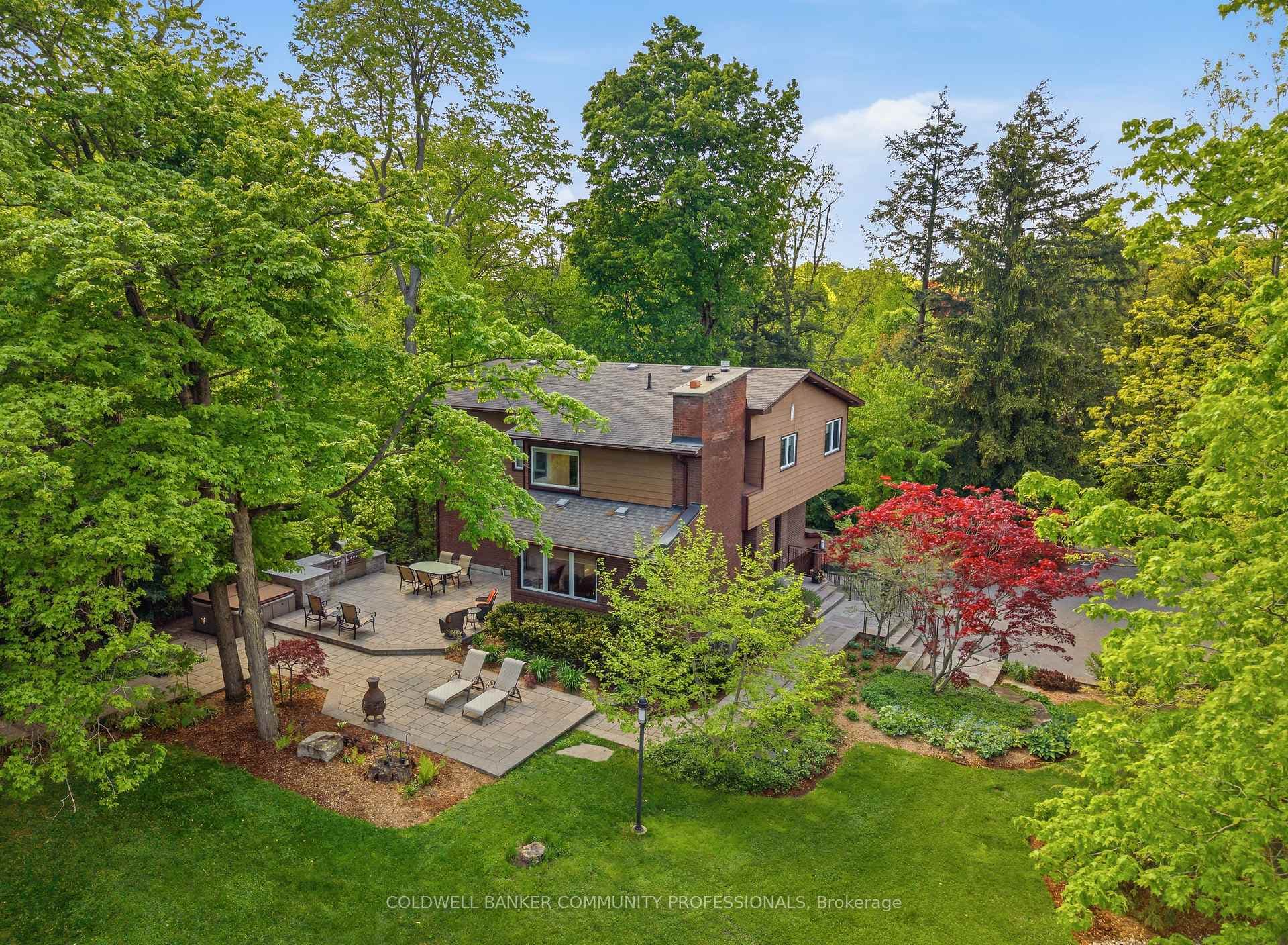 2552 Britannia Road photo 47