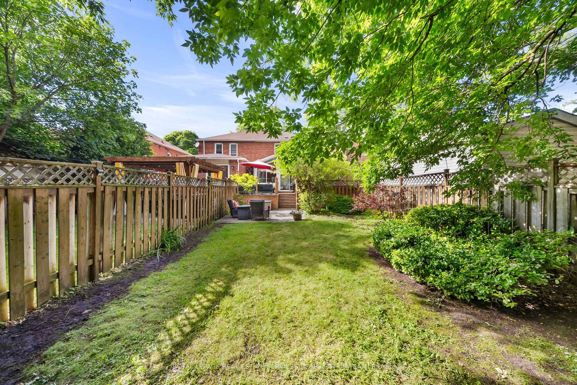 189 Donlea Drive photo 24