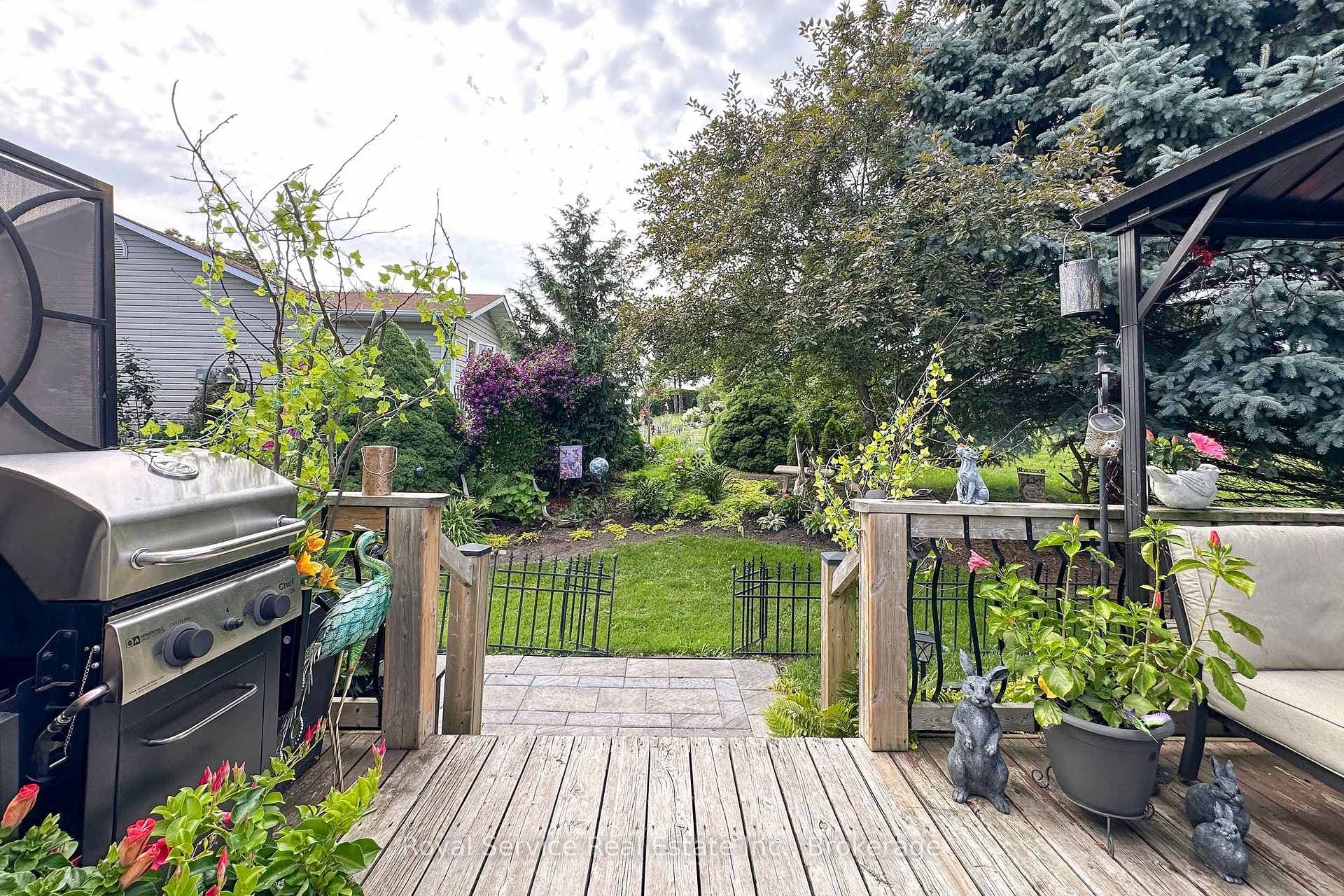 27 Cornerbrook Court photo 27