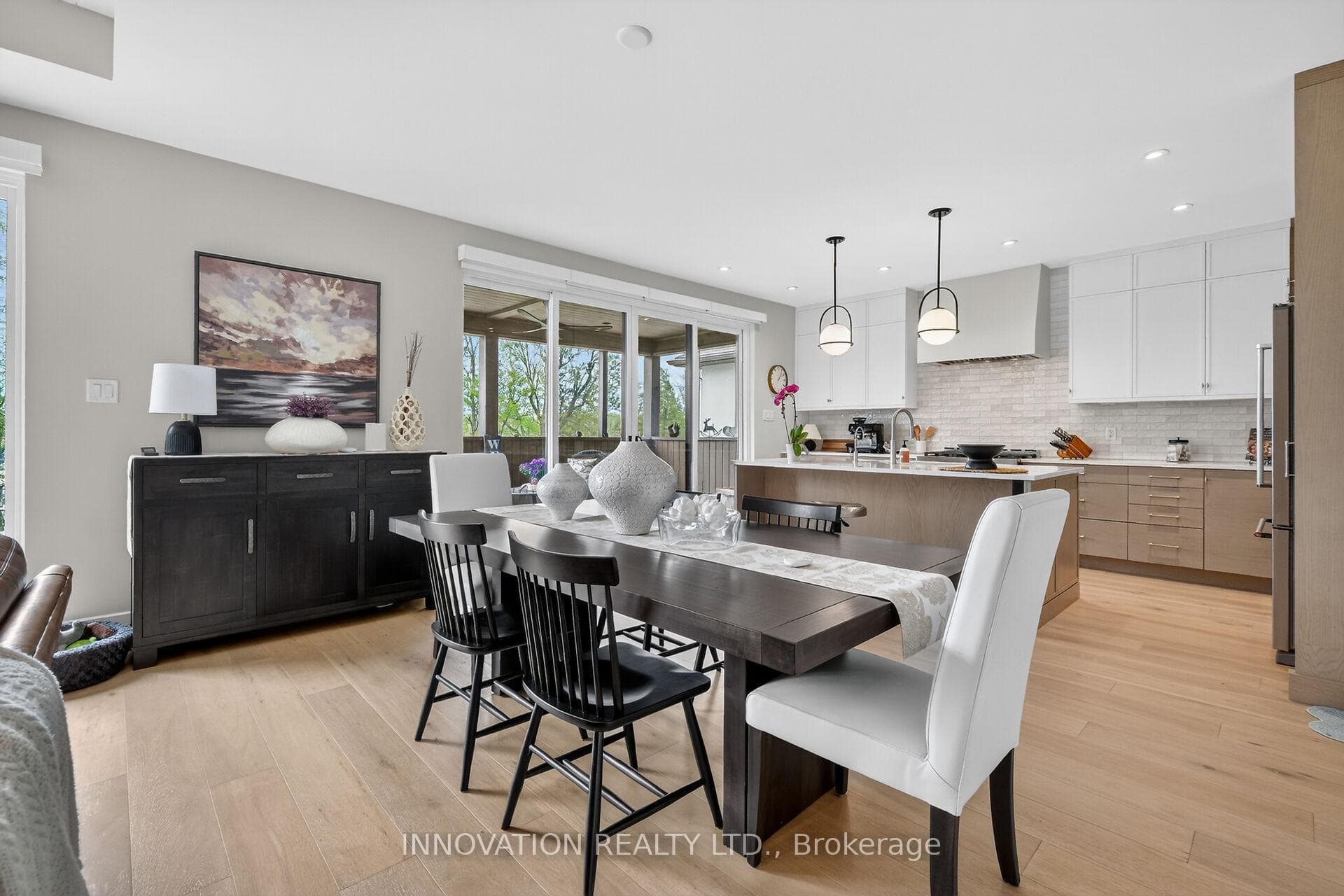 358 Spring Street photo 8