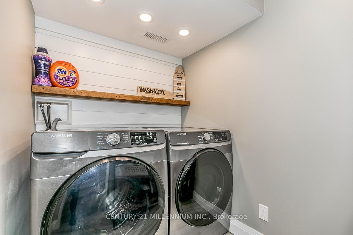 6 Leslie Drive photo 36