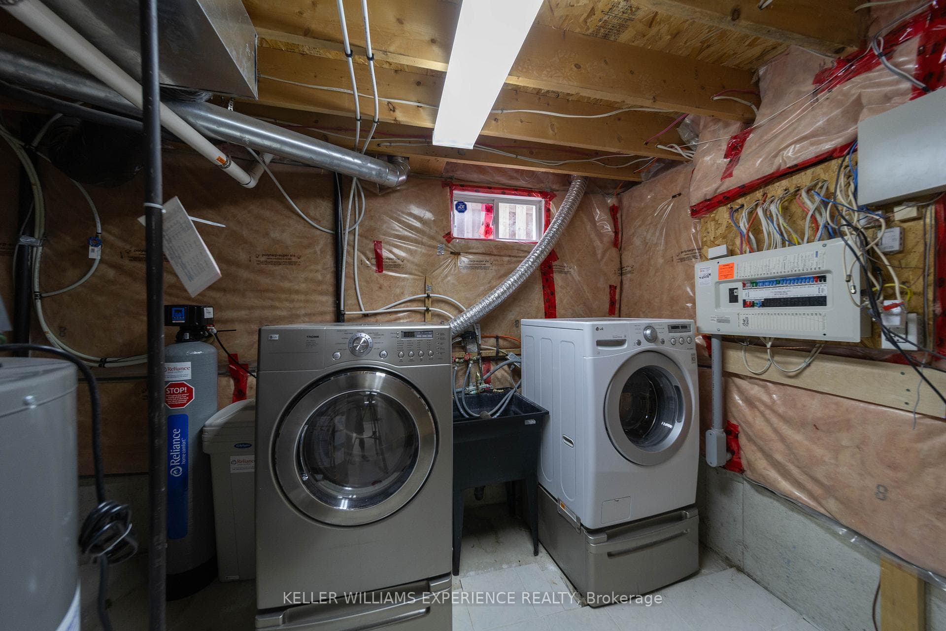 90 Sproule Drive photo 34