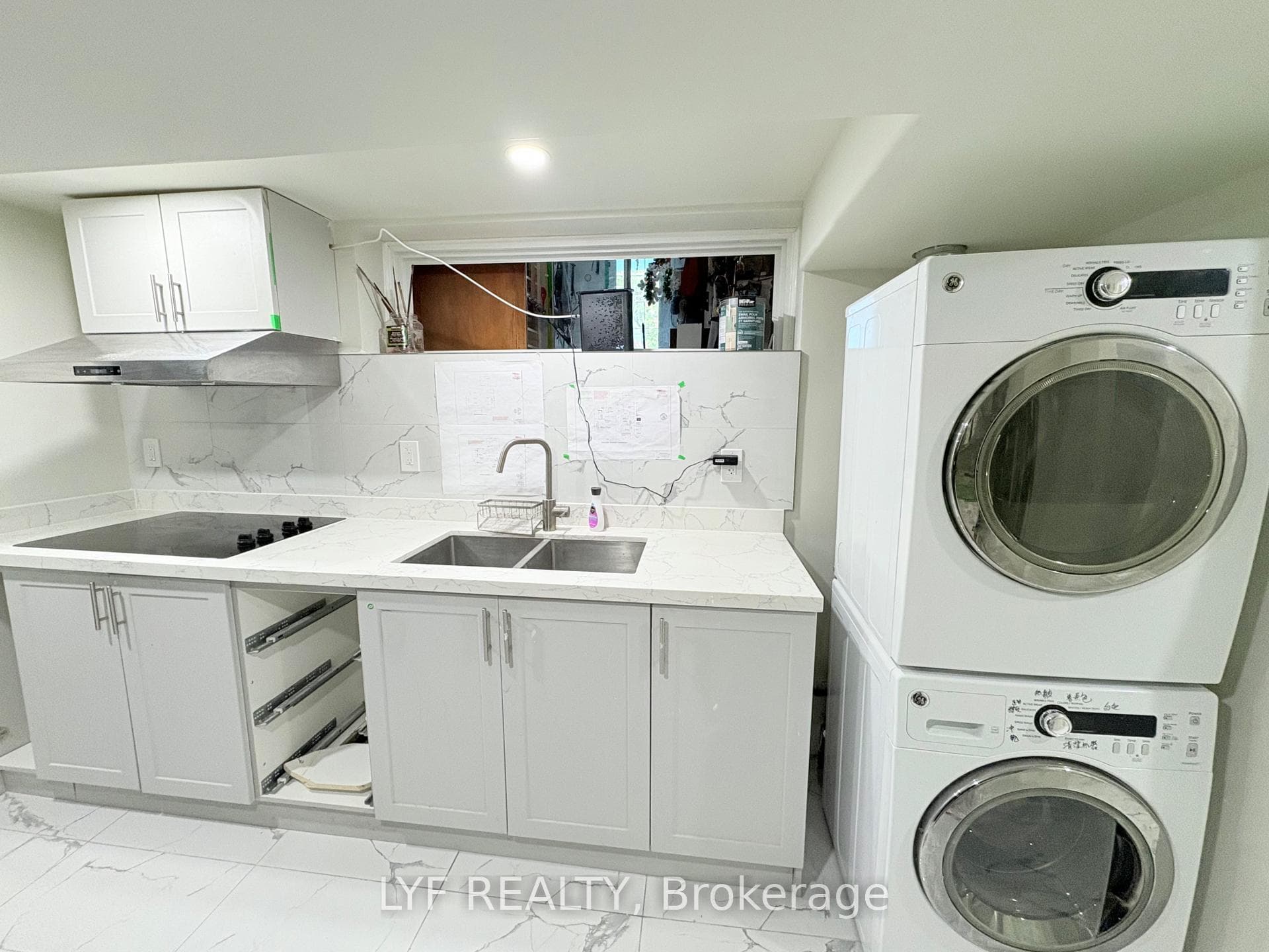22 Ivordale Crescent Unit BSMT photo 8