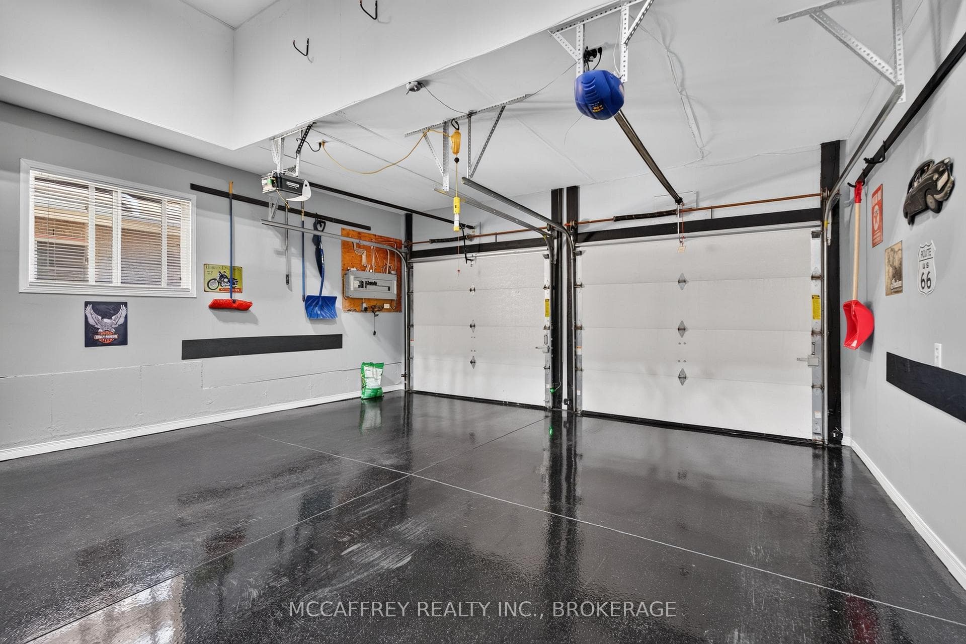 9 Hartwood Crescent photo 31