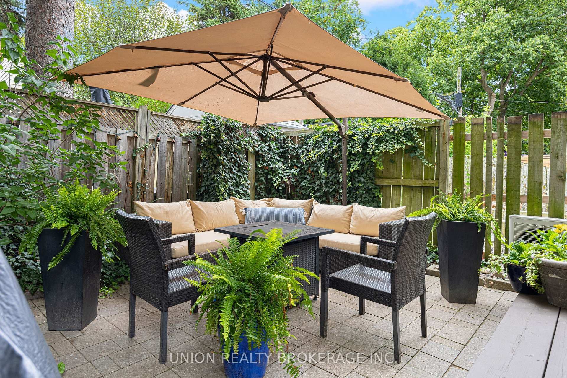 221 Craven Road photo 30
