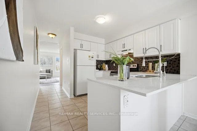 75 Wilmont Court photo 11