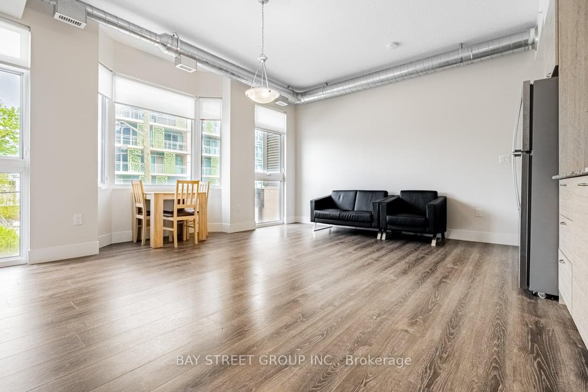 253 Albert Street Unit 207 photo 8