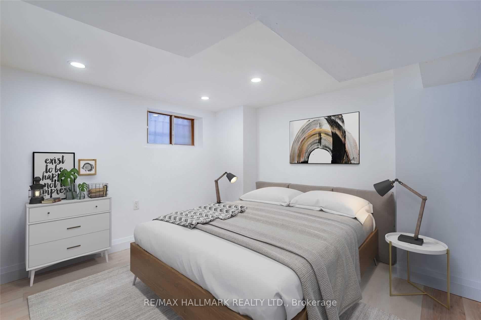 24 Barrington Avenue photo 5