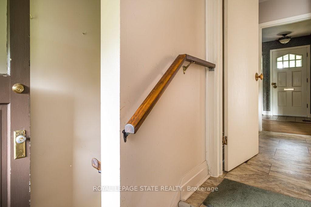 11 Cameron Drive photo 17