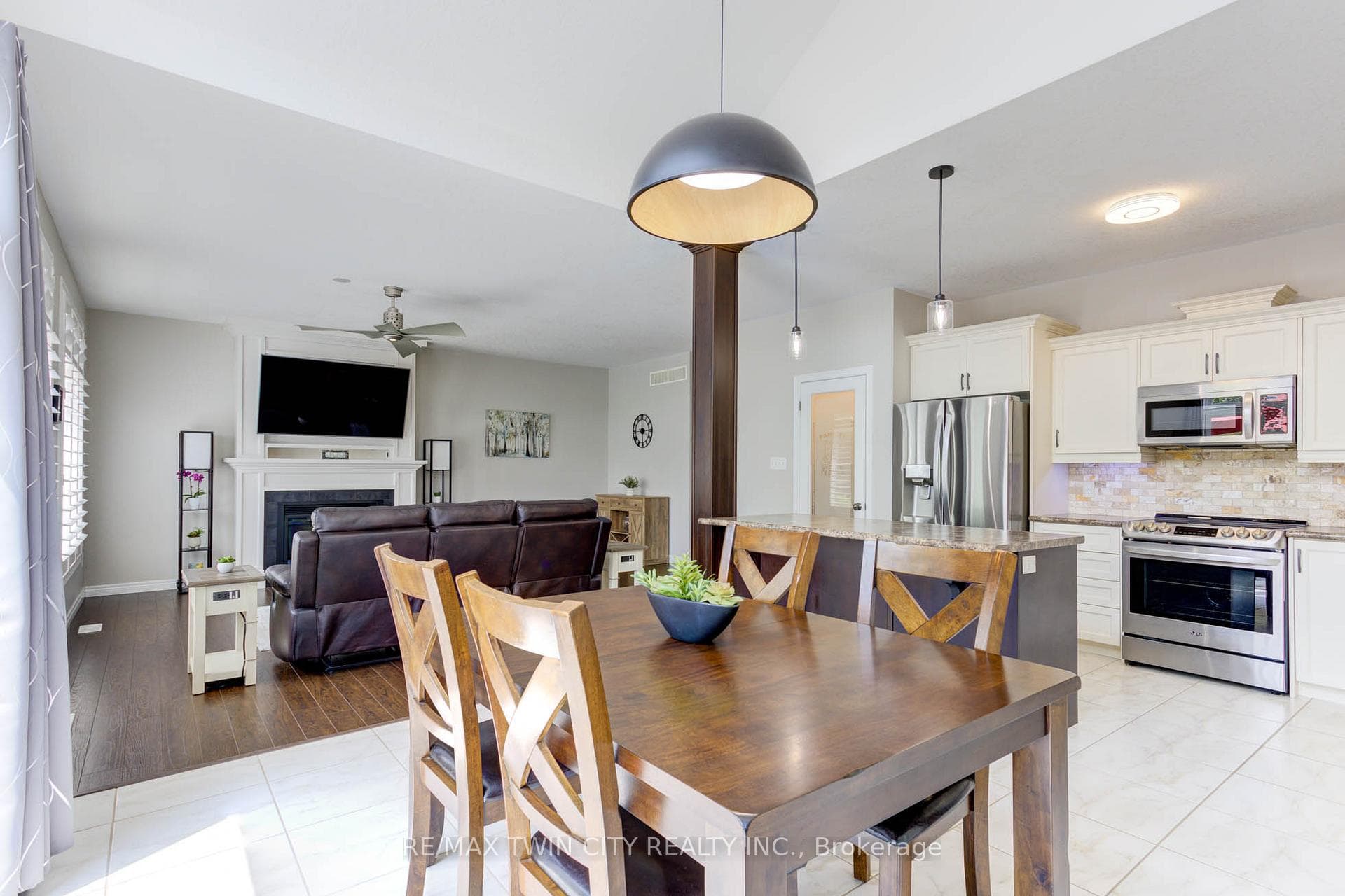 47 Gouda Place photo 8
