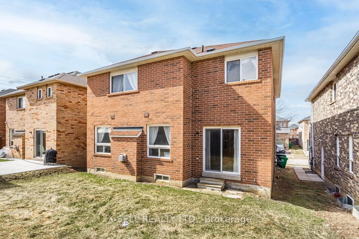 20 Tufton Crescent photo 28