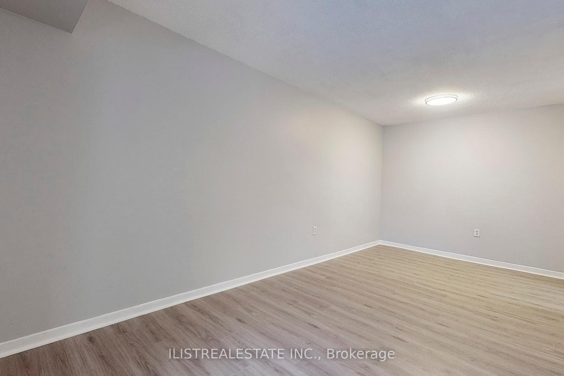 1200 Bridletowne Circle Unit 306 photo 4