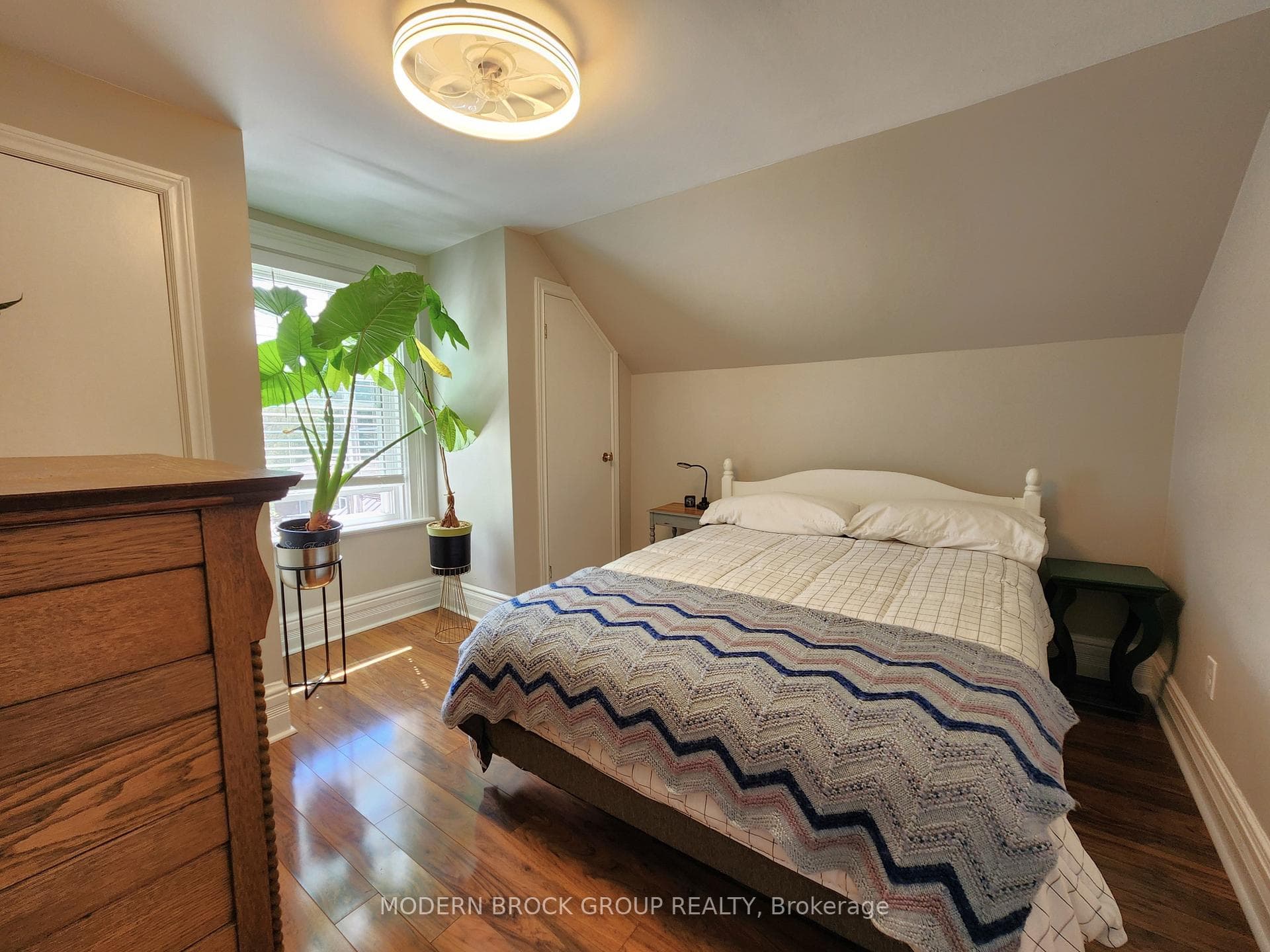 287 Brock Street photo 27
