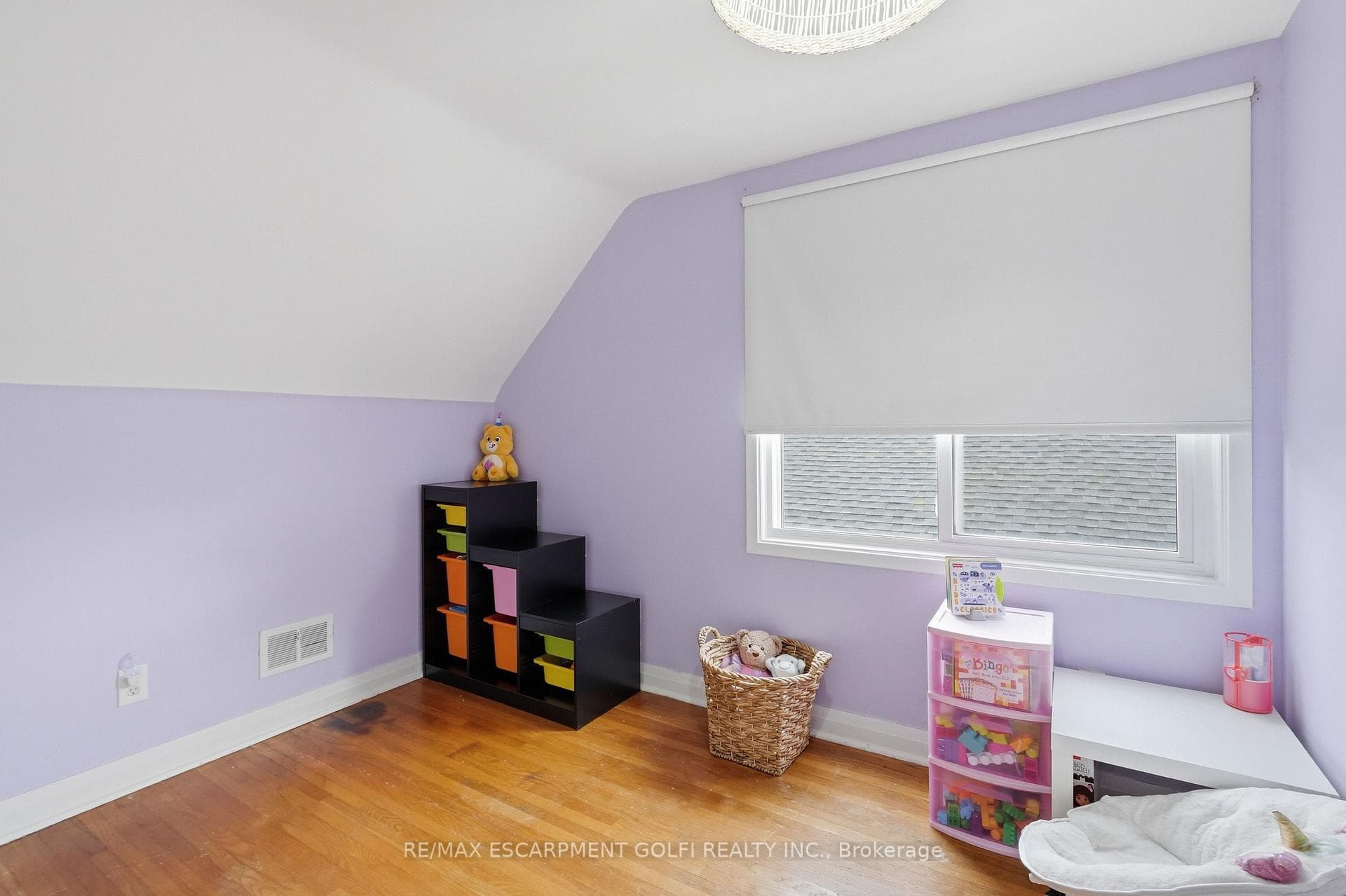 160 East 36th Street photo 19