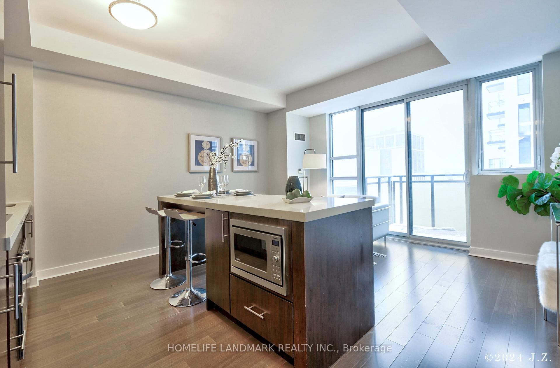 156 Portland Street Unit 613 photo 10