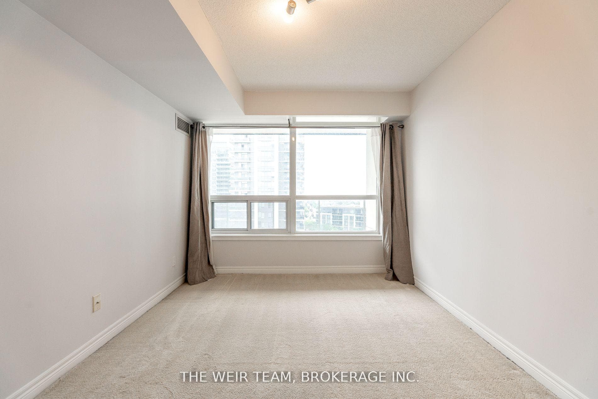 60 Disera Drive Unit 608 photo 15
