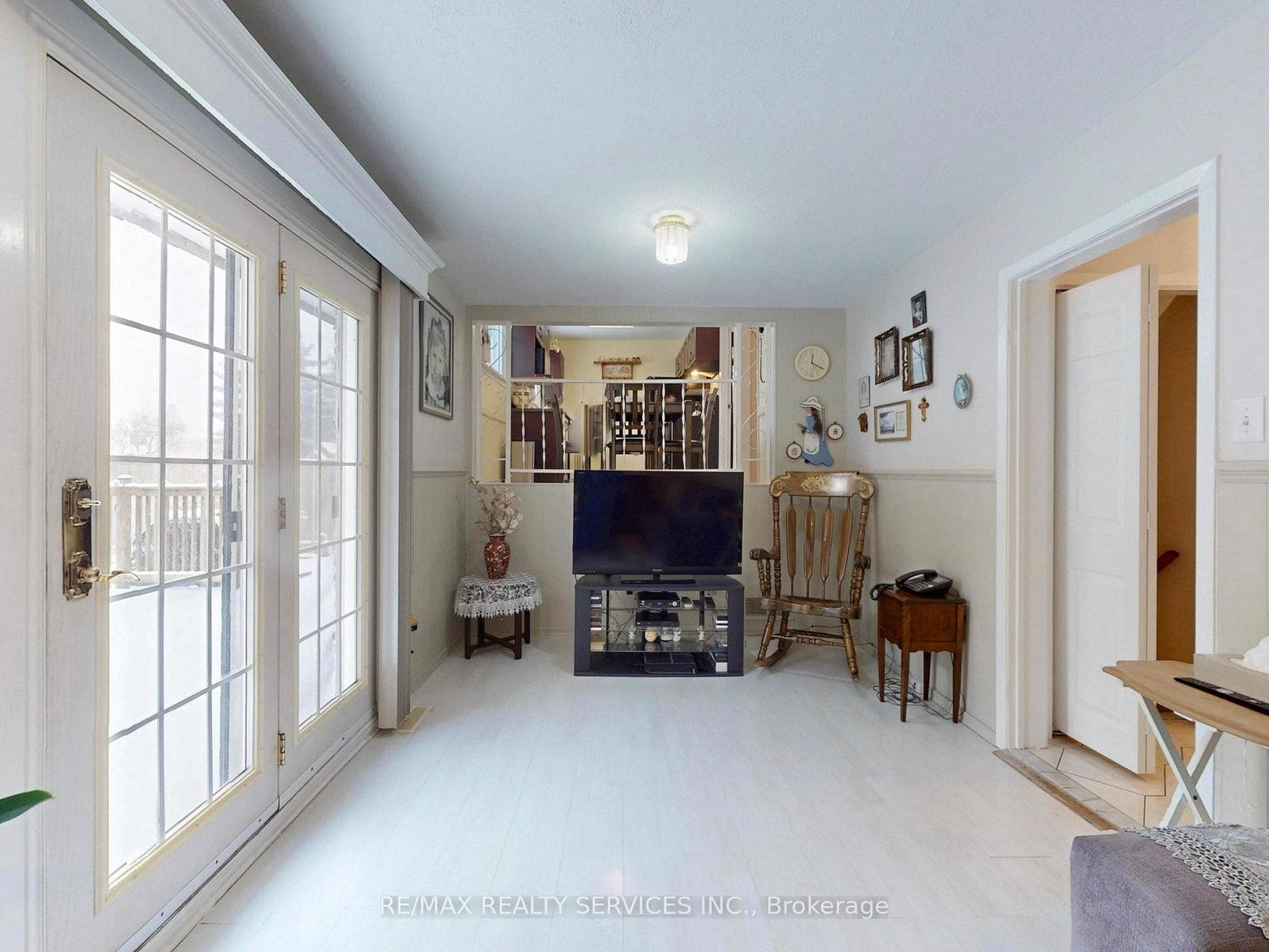 16 Grassington Crescent photo 8