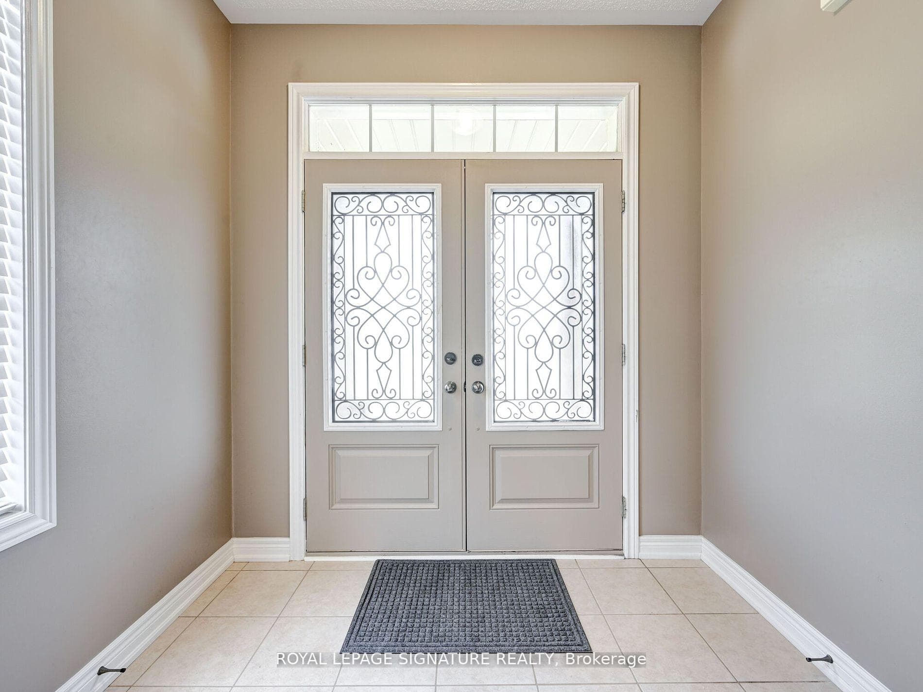 23 Lisson Crescent photo 3
